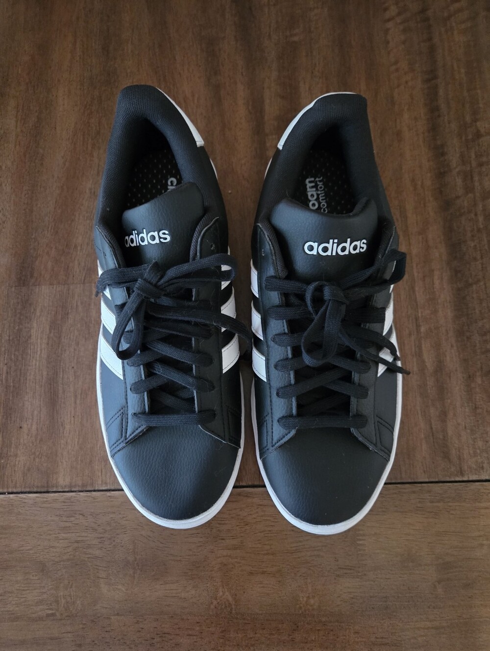 Adidas Men's Classic Cloudfoam Sneakers Black/White Y2K Sporty Size 8.5